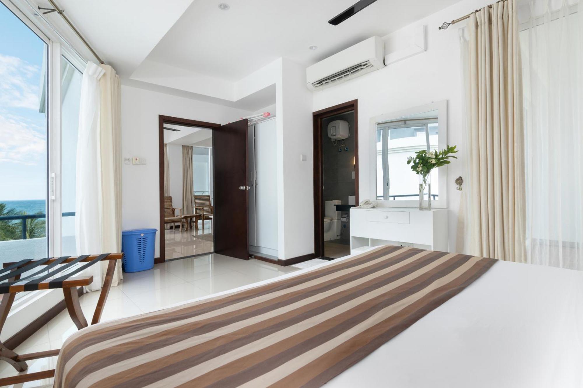 Oceanfront Condominium - Nilaveli Luaran gambar