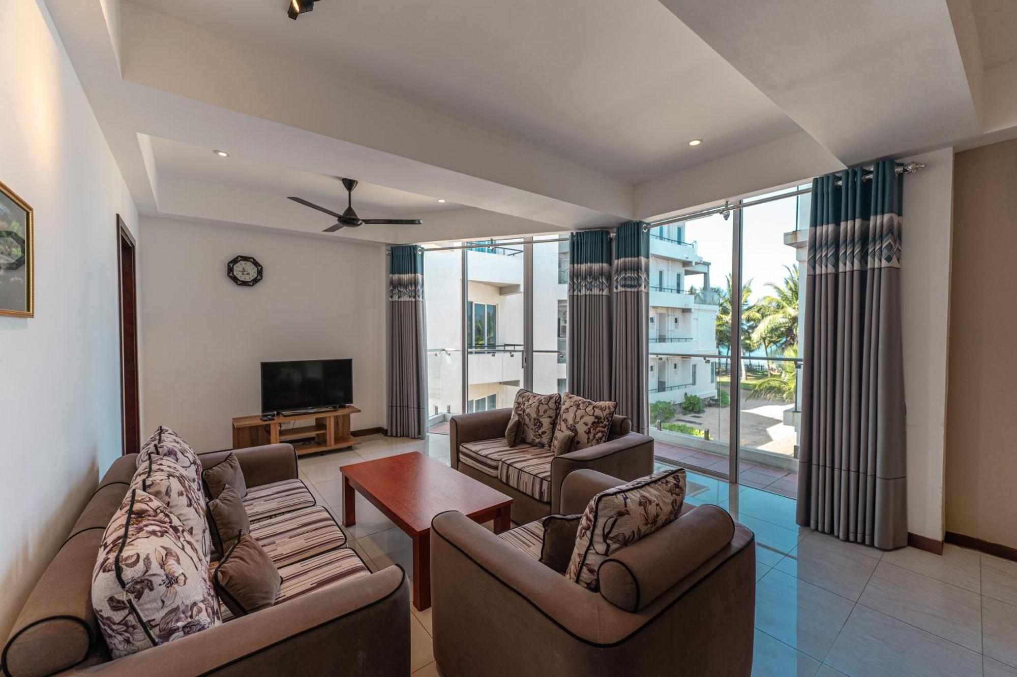 Oceanfront Condominium - Nilaveli Luaran gambar