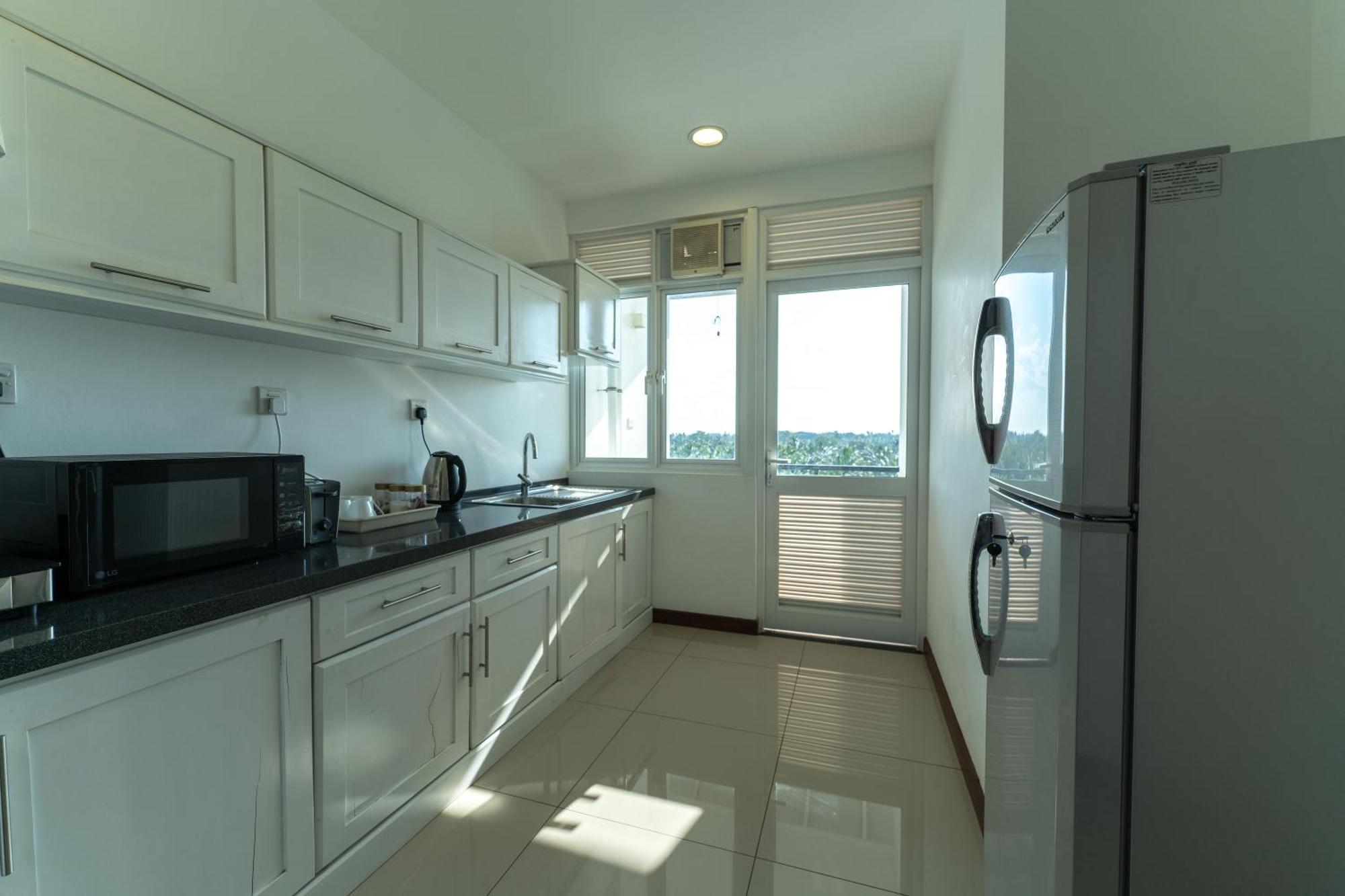 Oceanfront Condominium - Nilaveli Luaran gambar