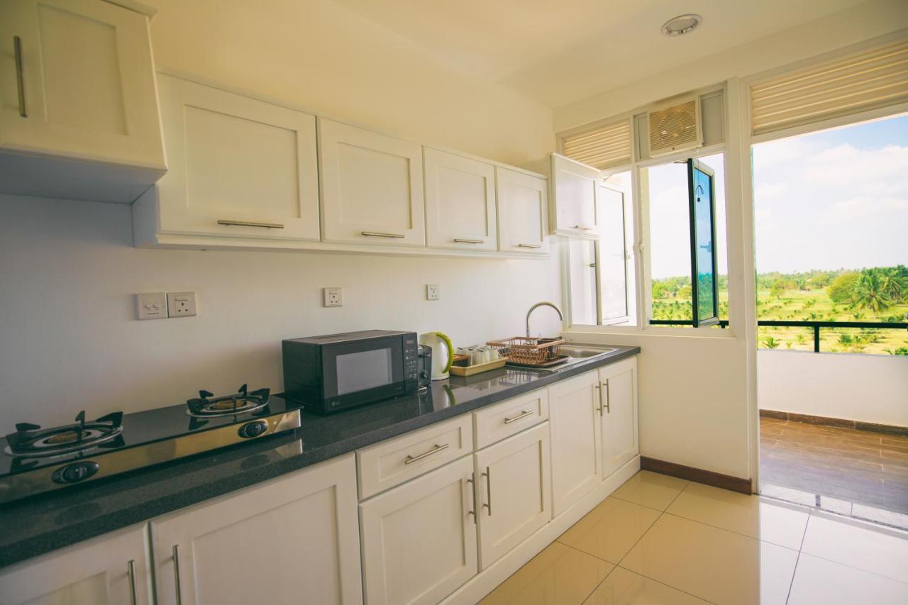 Oceanfront Condominium - Nilaveli Luaran gambar